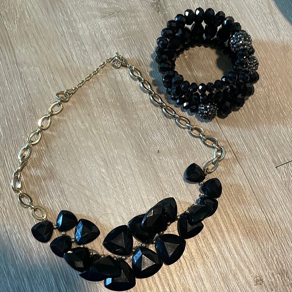Gold necklace with black stones and black crystal bracelet set #68